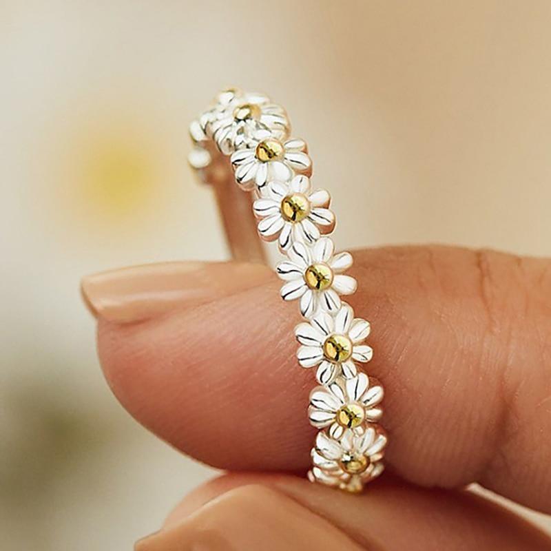 Daisy Enamel Silver Ring